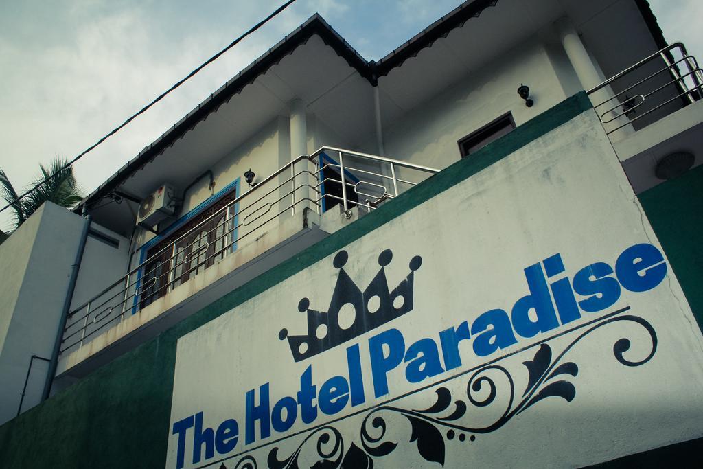 The Hotel Paradise Katunayaka Exterior foto